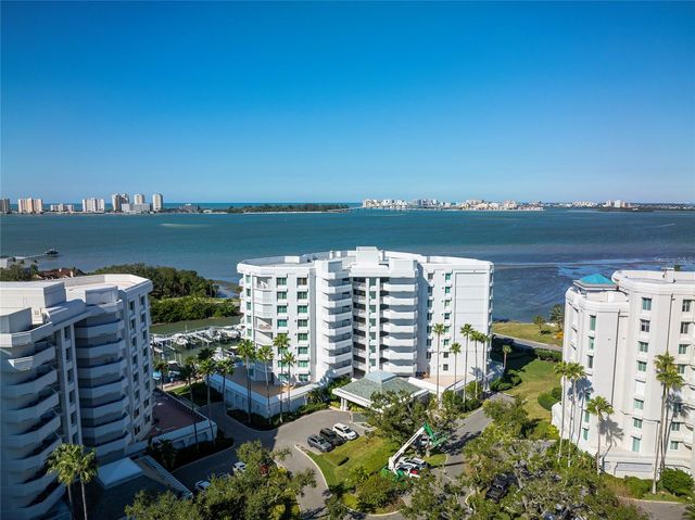 2 SEASIDE LANE 103, Belleair, FL 33756