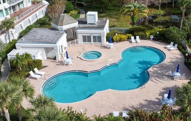 2 SEASIDE LANE 103, Belleair, FL 33756