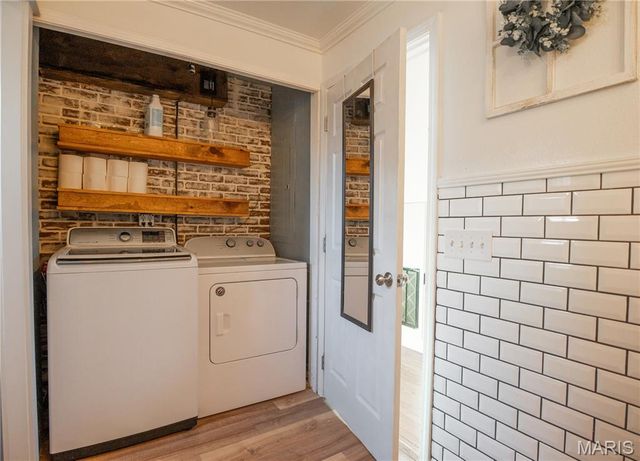 125 W Saint Francis Street, Dexter, MO 63841