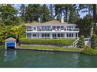1308 Northshore Rd, Lake Oswego, OR 97034