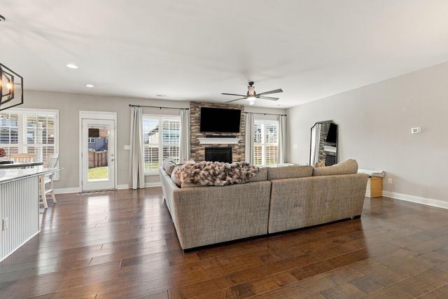605 Sunny Landing Trail, Lexington, KY 40515