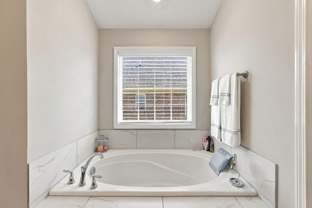 605 Sunny Landing Trail, Lexington, KY 40515