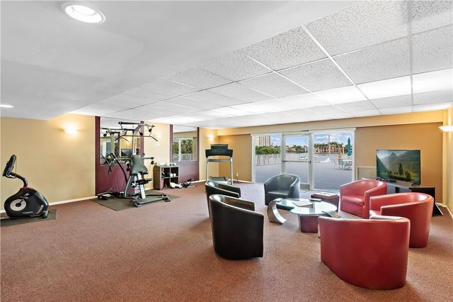 95 N Birch Road 405, Fort Lauderdale, FL 33304