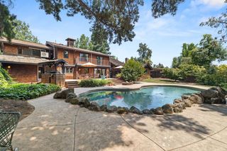 5536 Clarendon Way, Carmichael, CA 95608