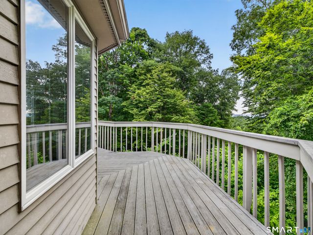 179 Sherwood Drive, Glastonbury, CT 06033