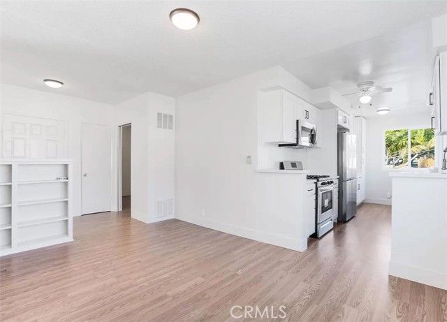 1813 9th Street, Santa Monica, CA 90404