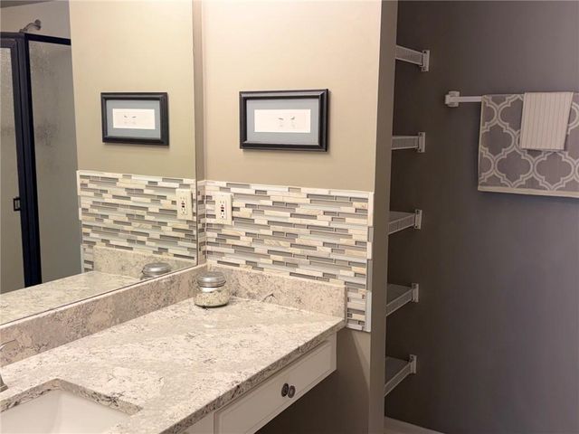 13944 Kenneth Court, Leawood, KS 66224