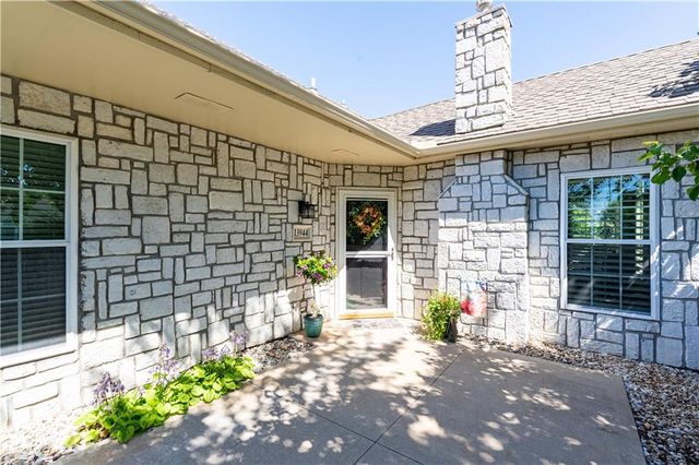 13944 Kenneth Court, Leawood, KS 66224