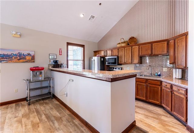 13944 Kenneth Court, Leawood, KS 66224