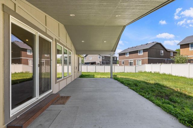 7702 N Five Mile Rd, Spokane, WA 99208