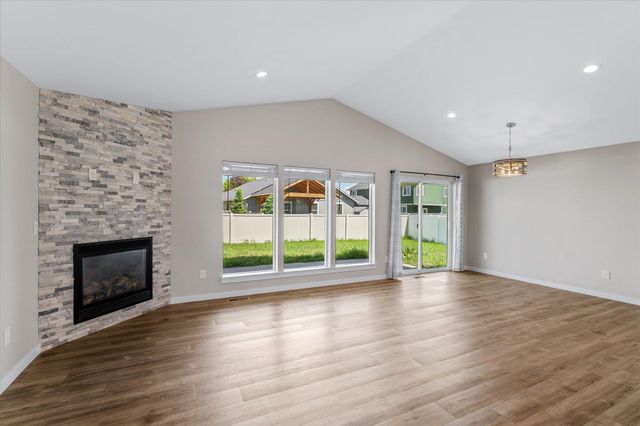 7702 N Five Mile Rd, Spokane, WA 99208