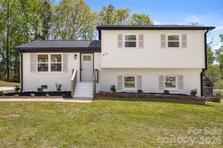 410 York Road 45, Troutman, NC 28166