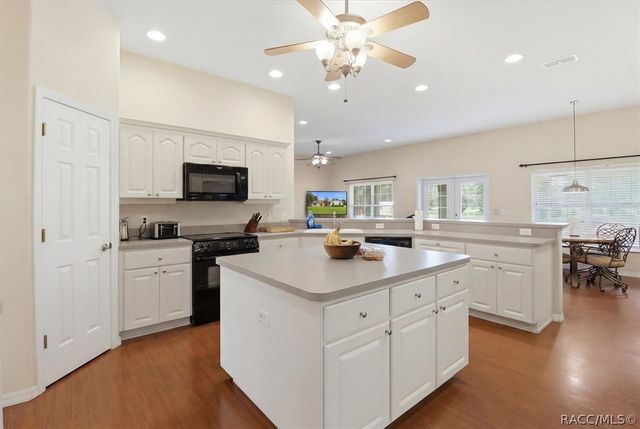 6347 N Myaka Avenue, Crystal River, FL 34428