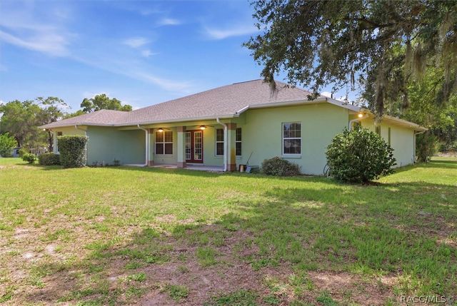 6347 N Myaka Avenue, Crystal River, FL 34428