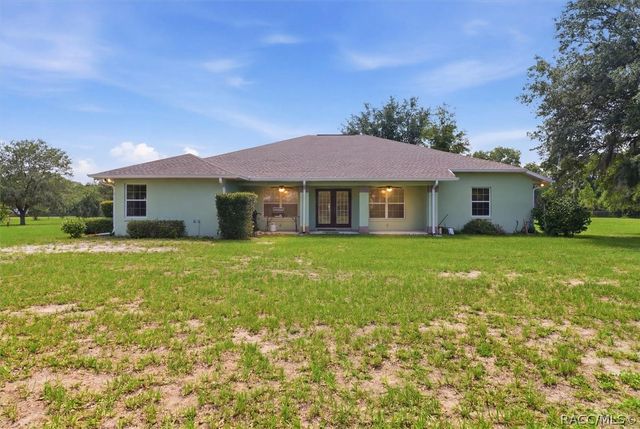 6347 N Myaka Avenue, Crystal River, FL 34428