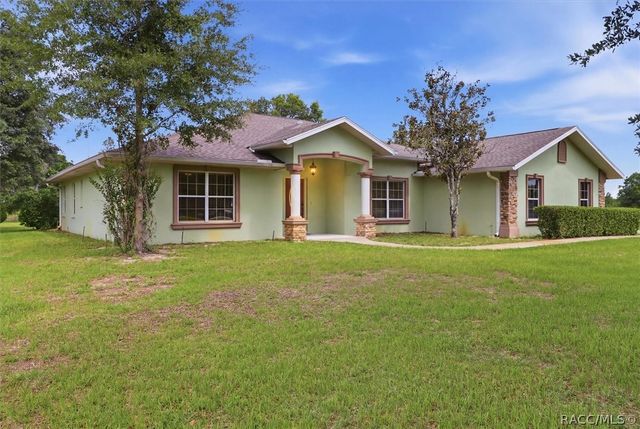 6347 N Myaka Avenue, Crystal River, FL 34428