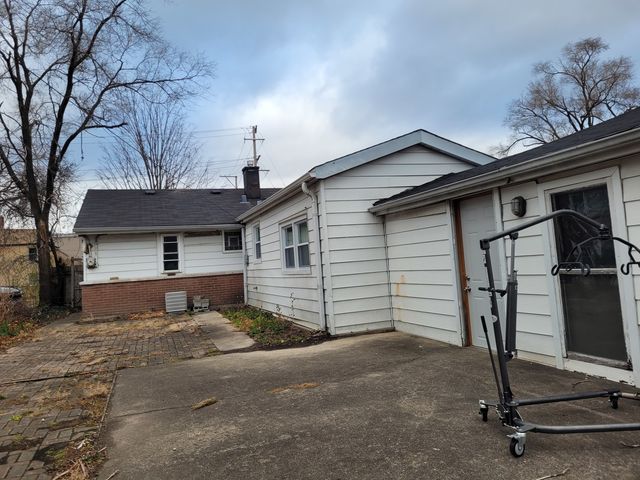 7911 45th Street, Lyons, IL 60534