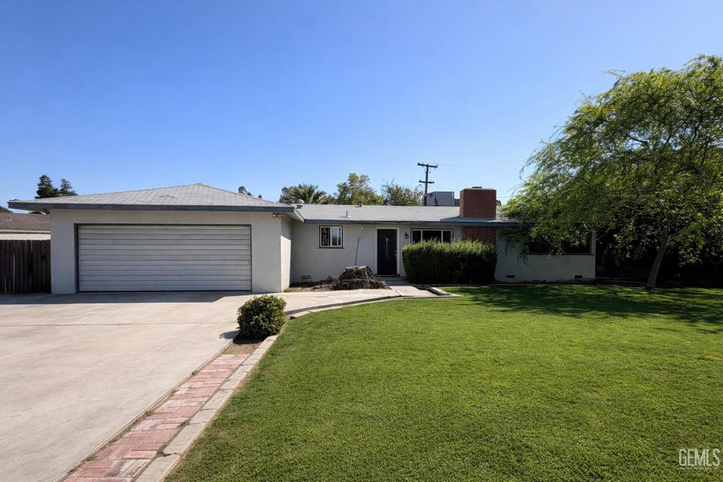 2293 Brite Street, Bakersfield, CA 93304