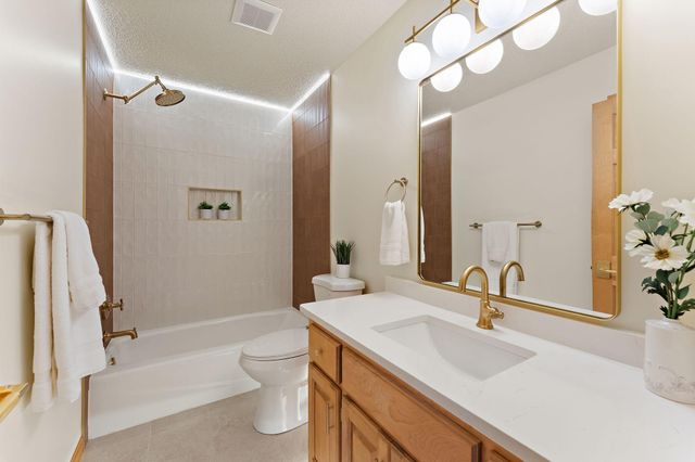 14490 21st Street N, West Lakeland Twp, MN 55082