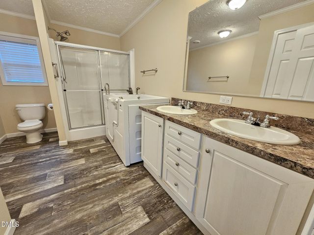 208 Loop Road, Bunnlevel, NC 28323