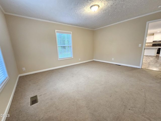 208 Loop Road, Bunnlevel, NC 28323
