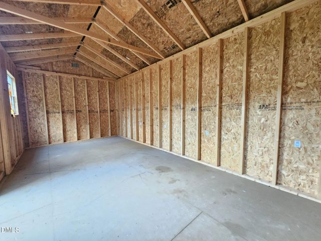 208 Loop Road, Bunnlevel, NC 28323