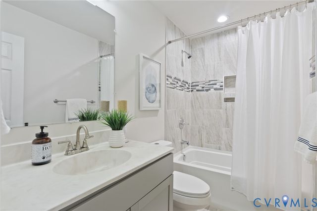1117 N 31st St, Richmond, VA 23223