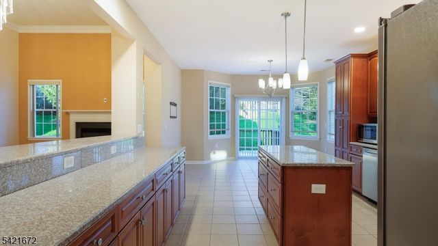 84 Patriots Way, Franklin Twp., NJ 08873