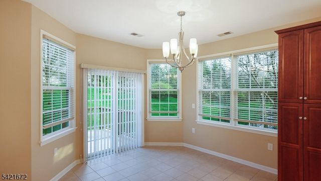 84 Patriots Way, Franklin Twp., NJ 08873