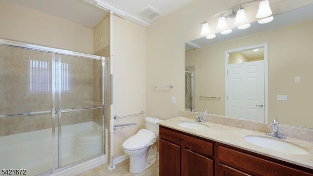 84 Patriots Way, Franklin Twp., NJ 08873
