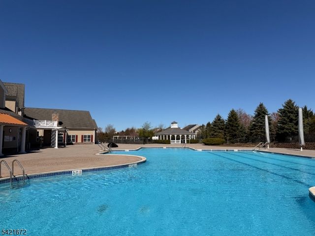 84 Patriots Way, Franklin Twp., NJ 08873