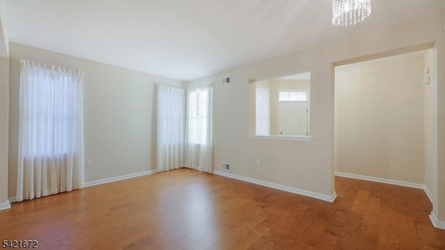 84 Patriots Way, Franklin Twp., NJ 08873