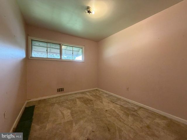 6402 MCCLEAN BLVD, Baltimore, MD 21214