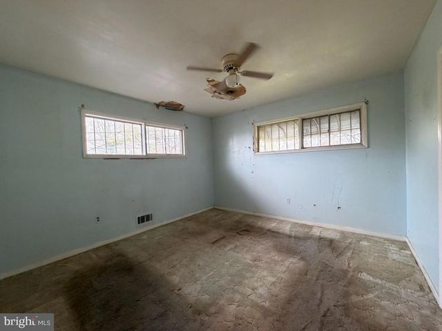 6402 MCCLEAN BLVD, Baltimore, MD 21214