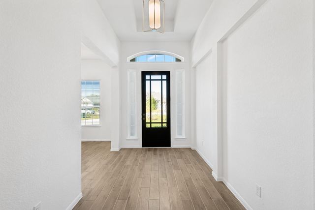 5033 Bluebell Way, Waller, TX 77484