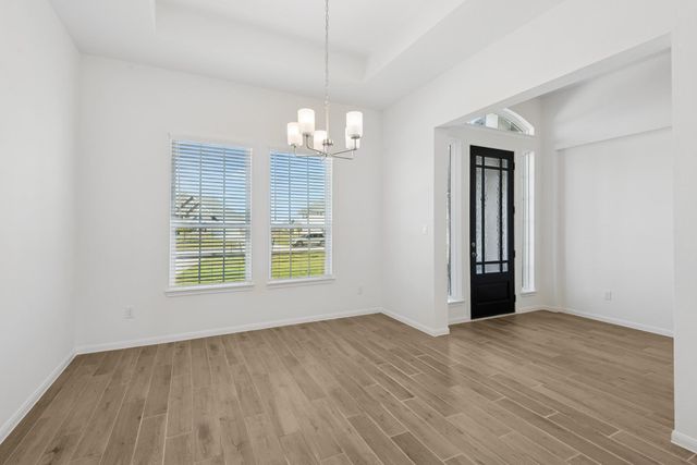 5033 Bluebell Way, Waller, TX 77484