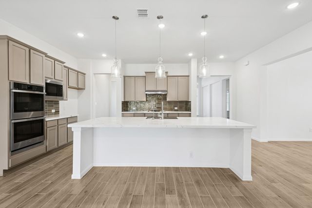 5033 Bluebell Way, Waller, TX 77484