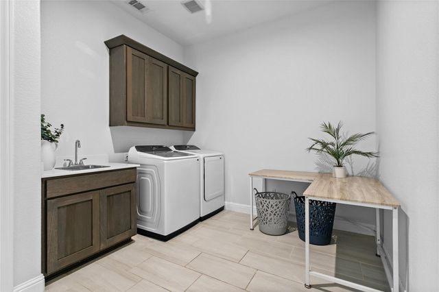 11928 Mesa Verde DR, Austin, TX 78737
