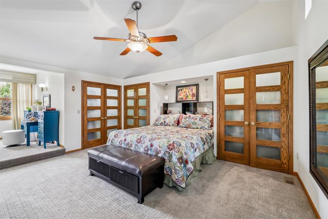 1936 Maple Circle, West Des Moines, IA 50265