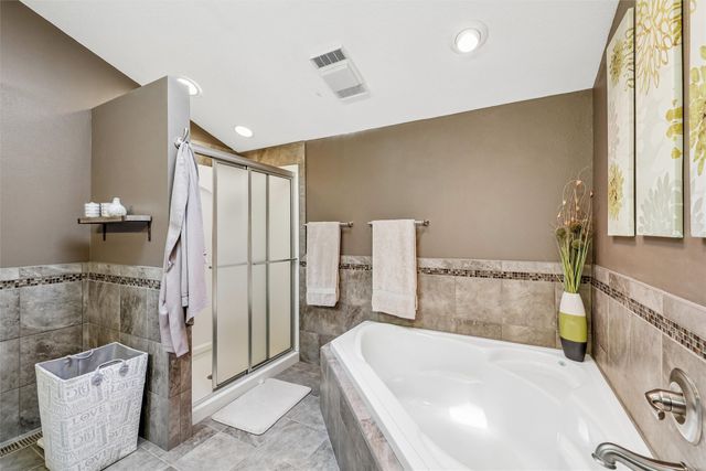 1936 Maple Circle, West Des Moines, IA 50265