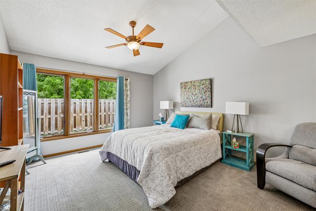 1936 Maple Circle, West Des Moines, IA 50265