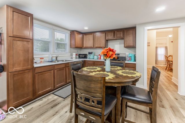 624 W Washington Street, Shelbyville, IN 46176