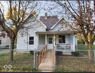 624 W Washington Street, Shelbyville, IN 46176