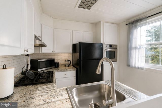 10916 MODENA PL, Philadelphia, PA 19154