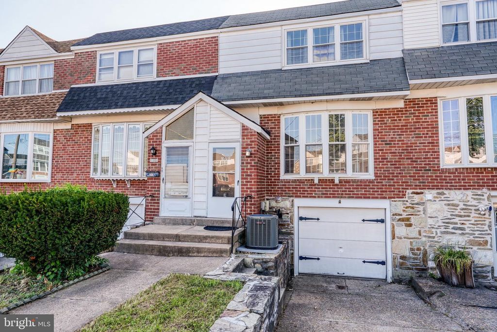 10916 MODENA PL, Philadelphia, PA 19154