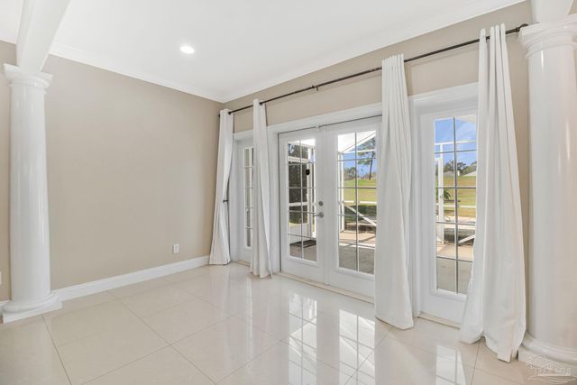 2017 Hesperia Way, Pensacola, FL 32505