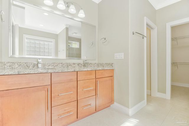 2017 Hesperia Way, Pensacola, FL 32505