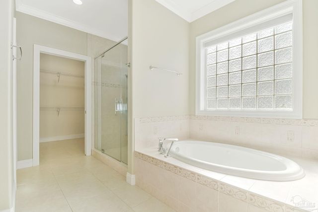 2017 Hesperia Way, Pensacola, FL 32505