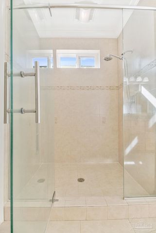 2017 Hesperia Way, Pensacola, FL 32505