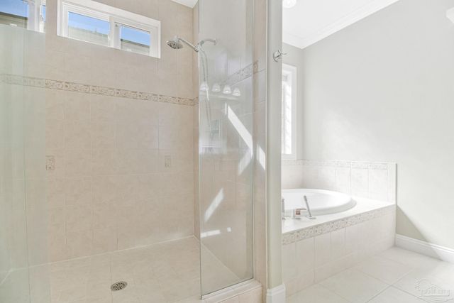 2017 Hesperia Way, Pensacola, FL 32505